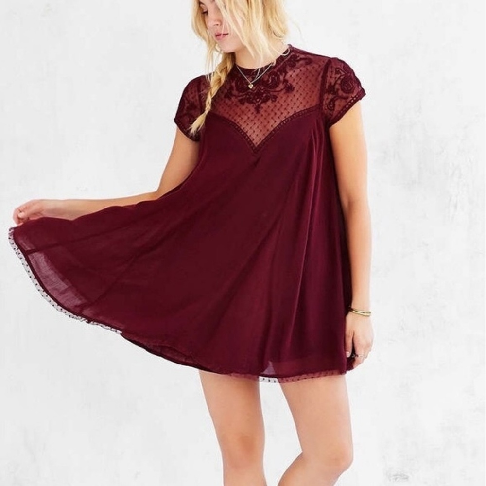 SALE!! UO KIMCHI BLUE maroon lace dress BOHO